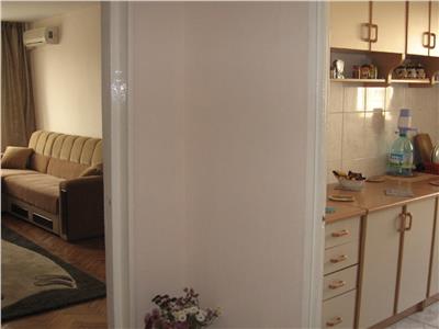 Vanzare Apartament 3 Camere Semidecomandat Pta. Sudului