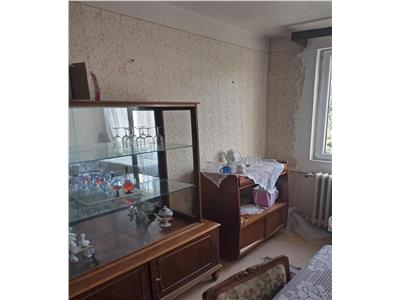 Vanzare Apartament 3 Camere Decomandat Berceni-Secuilor