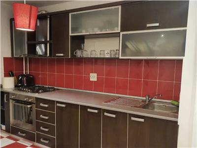 Vanzare Apartament 3 Camere Semidecomandat Berceni-Uioara