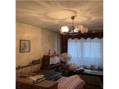 Vanzare Apartament 2 Camere Semidecomandat Berceni-Straduintei