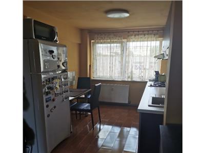 Vanzare Apartament 2 Camere Semidecomandat Berceni-Straduintei
