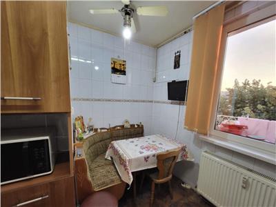 Vanzare Apartament 4 Camere Decomandat Giurgiului-Spinis