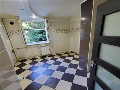 Vanzare Apartament 3 Camere Semidecomandat Bld. Brancoveanu