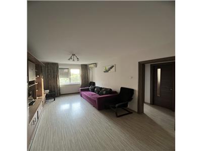 Vanzare Apartament 3 Camere Semidecomandat Aparatorii Patriei