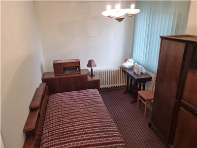 Vanzare Apartament 3 Camere Semidecomandat Berceni-Secuilor