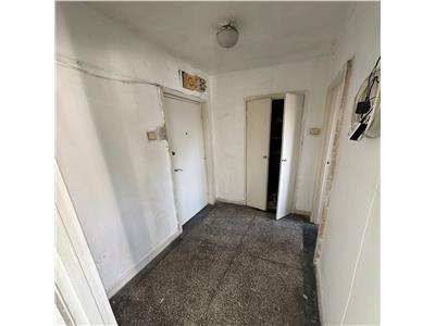 Vanzare Apartament 2 Camere Semidecomandat Bdul.Ctin.Brancoveanu