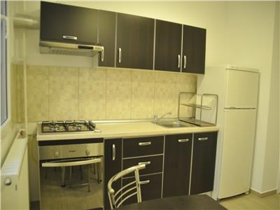 Vanzare Apartament 4 Camere Decomandat Giurgiului-Spinis