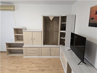 Vanzare Apartament 4 Camere Decomandat Berceni-Izvorul Muresului