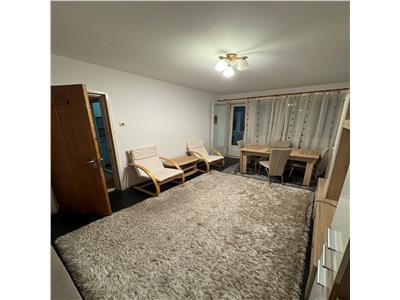 Vanzare Apartament 3 camere Decomandat Rond Nitu Vasile - Obregia