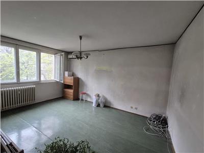 Vanzare Apartament 2 Camere Decomandat Bld. Obregia