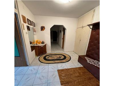 Vanzare Apartament 3 camere Decomandat Al.Tomesti