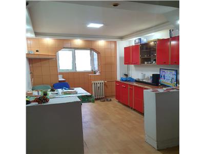 Vanzare Apartament 3 camere Aparatorii Patriei