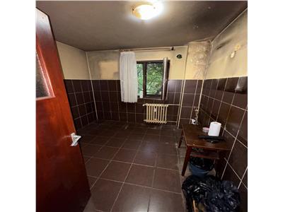 Vanzare Apartament 4 camere Decomandat Berceni-Covasna
