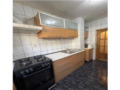 Vanzare Apartament 4 camere Semidecomandat Berceni-Emil Racovita