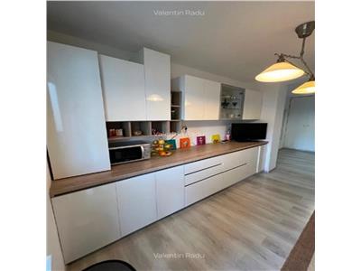 Vanzare Apartament 4 camere Semidecomandat Sos. Berceni-Soldanului