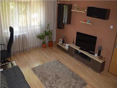 Apartament 3 camere Decomandat Bld. Brancoveanu - Paduroiu
