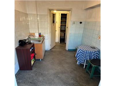 Apartament 2 camere Semidecomandat Secuilor