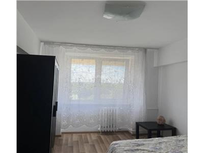 Vanzare Apartament 3 Camere Semidecomandat Bd.Ctin.Brancoveanu