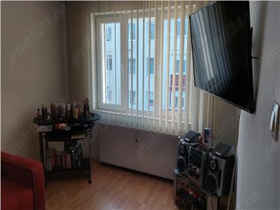 Vanzare Apartament 2 Camere Decomandat Piata Sudului-Tulnici