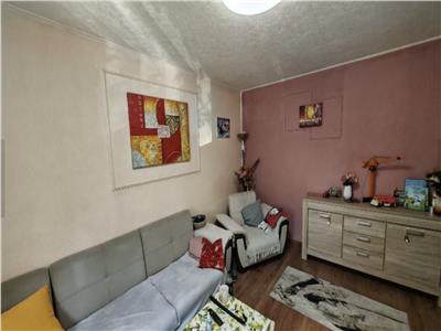 Vanzare Apartament 3 Camere Decomandat Berceni-Izvorul Muresului