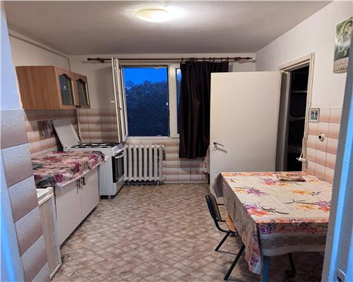 Apartament 3 Camere Semidecomandat Berceni-Almasu Mare
