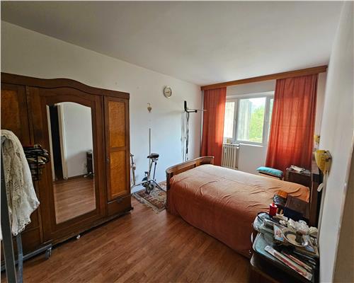 Apartament 3 camere Berceni-Covasna