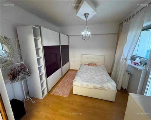 Inchiriere Apartament 4 Camere Semidecomandat Bd.Alexandru Obregia