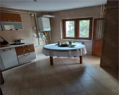 Apartament 3 camere Decomandat HOl H Piata Sudului