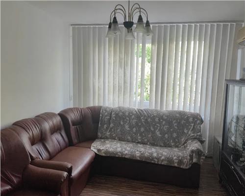 Inchiriere Apartament 3 Camere Semidecomandat Giurgiului-Spinis