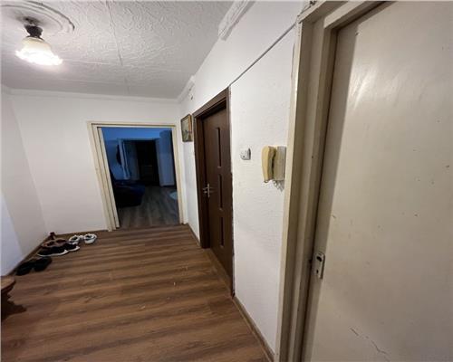 Apartament 2 camere Semidecomandat Almasu Mare