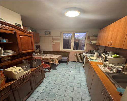 Apartament 4 camere Decomandat Bld. Brancoveanu-Rezonantei