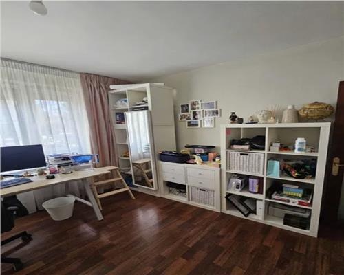 Vanzare Apartament 3 Camere Decomandat Bd.Ctin.Brancoveanu