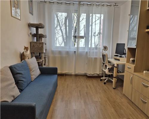 Vanzare Apartament 4 Camere Semidecomandat Brancoveanu-Izvorul Muresului