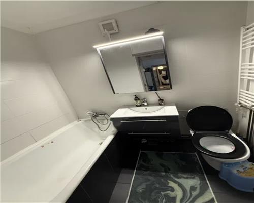 Vanzare Apartament 3 Camere Semidecomandat Berceni-Izvorul Crisului