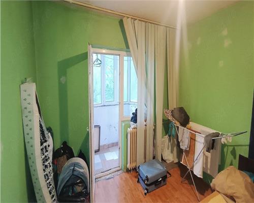 Apartament 3 camere Decomandat Hol H Bld. Brancoveanu Metrou