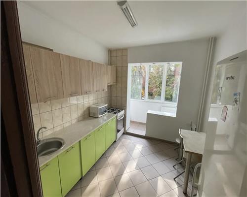 Inchiriere Apartament 2 Camere Decomandat Oltenitei-Anton Bacalbasa