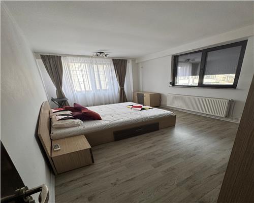 Apartament 2 camere Decomandat Aparatorii Patriei