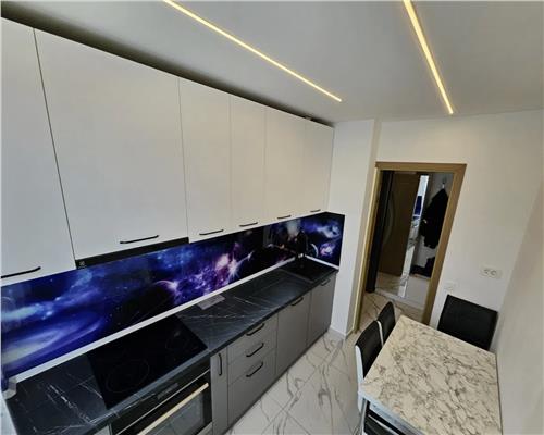 Inchiriere Apartament 3 Camere Semidecomandat Berceni-Cetatea Veche