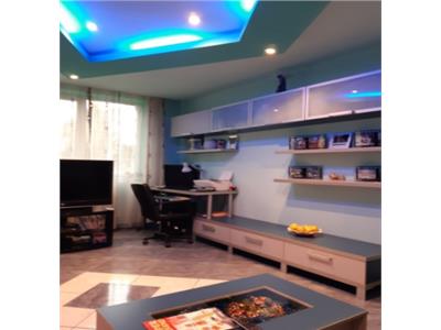 Vanzare Apartament 3 Camere Decomandat Berceni-Izvorul Muresului